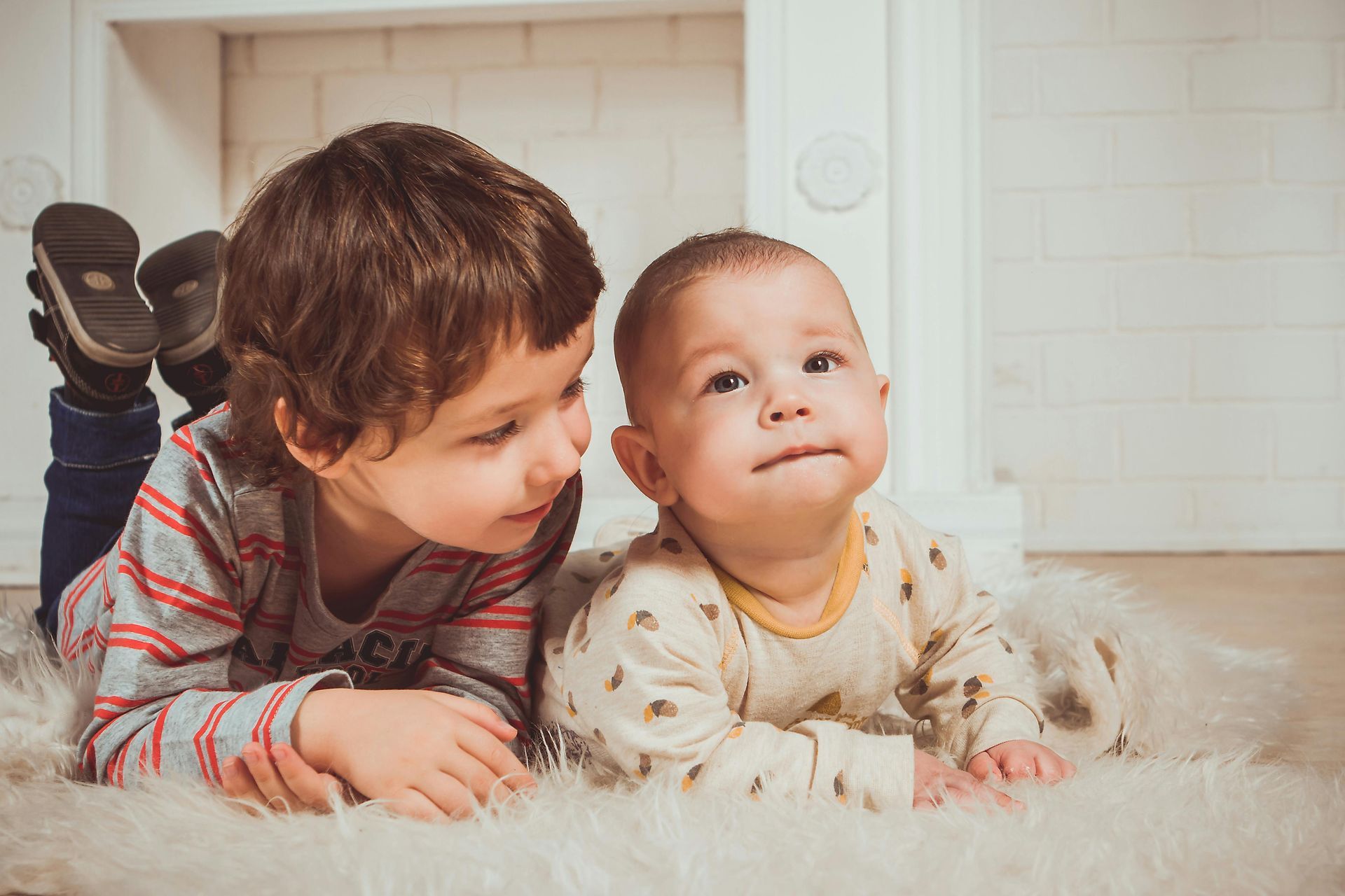 Happy young children — gentle, non-invasive food intolerance assessment for all ages